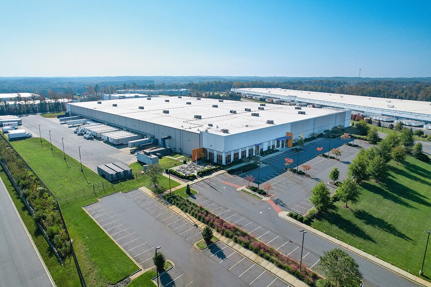 More Photos Of 885 Paragon Way, Rock Hill Warehouse For Sale