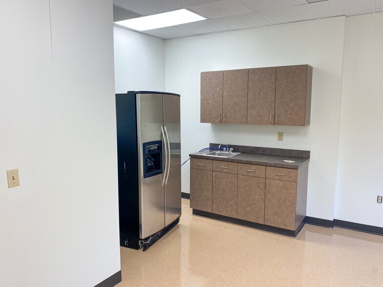 More Photos Of 3109 Poplarwood Ct, Raleigh Office For Lease