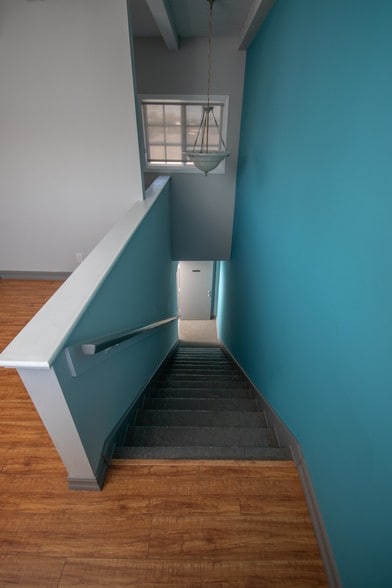 More Photos Of 4105 E Broadway, Long Beach Office For Lease