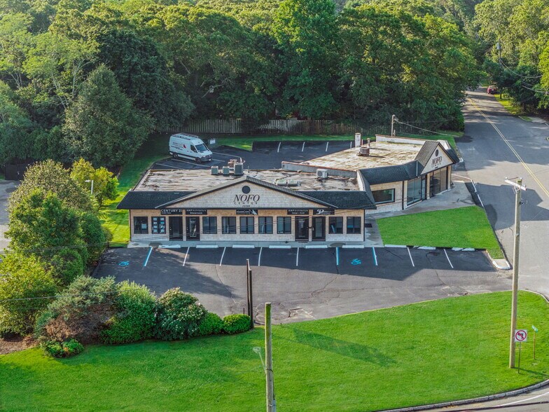 Primary Photo Of 10200 Main Rd, Mattituck Medical For Lease