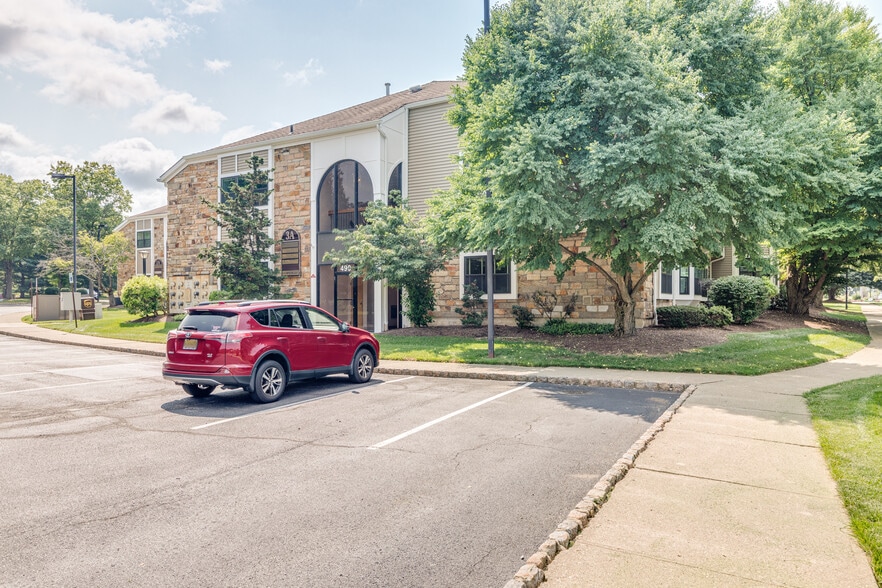 More Photos Of 490 Schooleys Mountain Rd, Hackettstown Medical For Sale