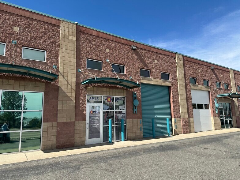 More Photos Of 6901-6955 Broadway, Denver Flex For Sale