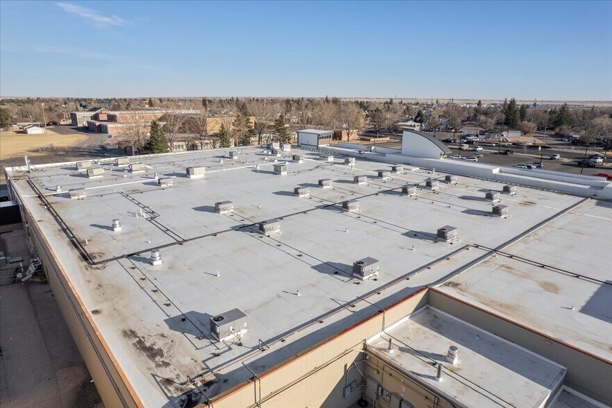 More Photos Of 1616 E Pershing Blvd, Cheyenne Freestanding For Sale