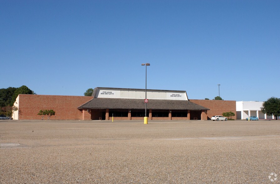 Primary Photo Of 2150-2234 W Laurel Ave, Eunice Unknown For Lease