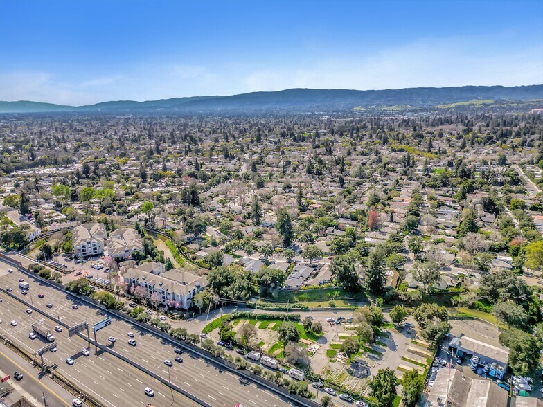 More Photos Of 1893 Woodland Ave, East Palo Alto Land For Sale
