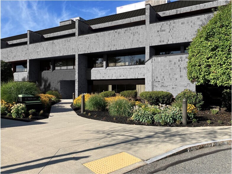 More Photos Of 7-57 Wells Ave, Newton Office For Sale