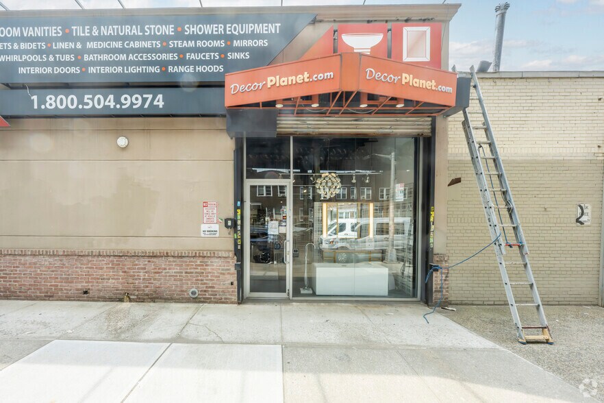 More Photos Of 1530-1546 McDonald Ave, Brooklyn Warehouse For Lease