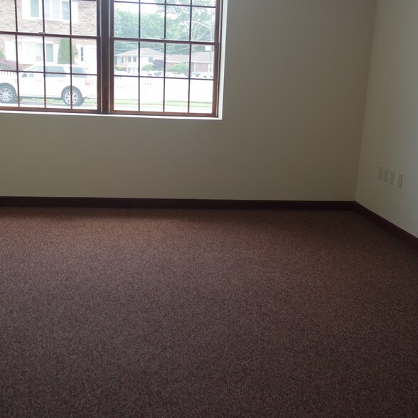 More Photos Of 675 Broadway, Massapequa Office For Lease