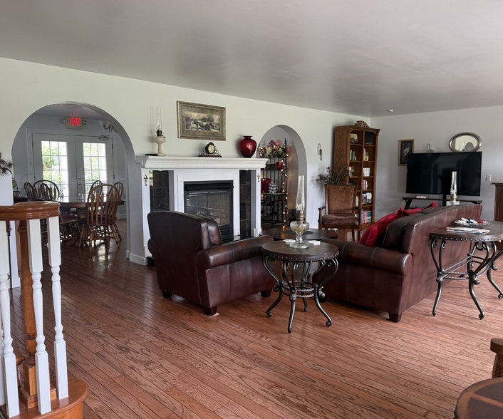 More Photos Of 3144 Riverbend Rd, Heber Springs Hotel For Sale