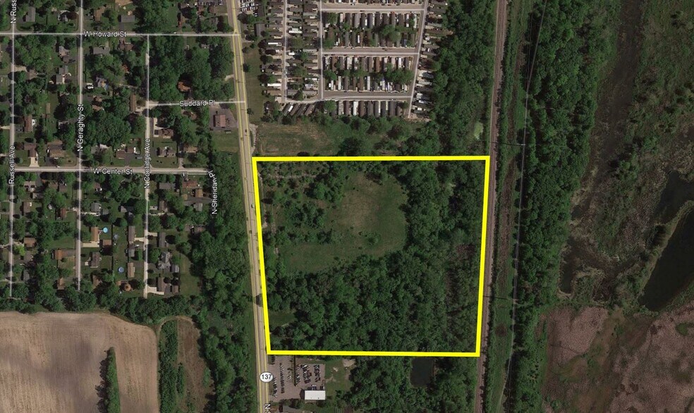 Primary Photo Of 38101 N Sheridan Rd, Beach Park Land For Sale