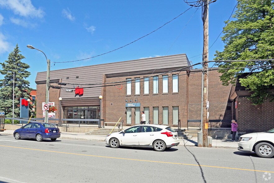 More Photos Of 107-111 Rue Maclaren E, Gatineau General Retail For Lease