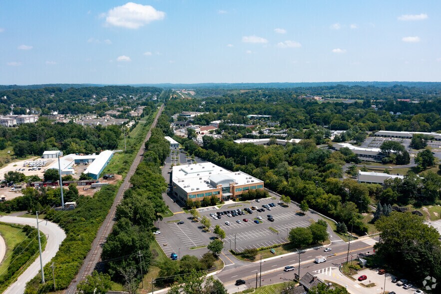 More Photos Of 220 W Germantown Pike, Plymouth Meeting Office For Sale
