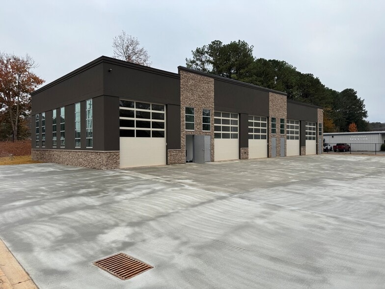 Primary Photo Of 100 Park Place Way, Carrollton Industrial For Lease