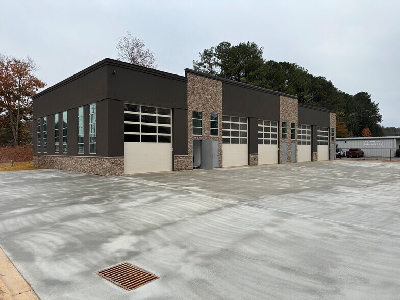 More Photos Of 100 Park Place Way, Carrollton Industrial For Sale