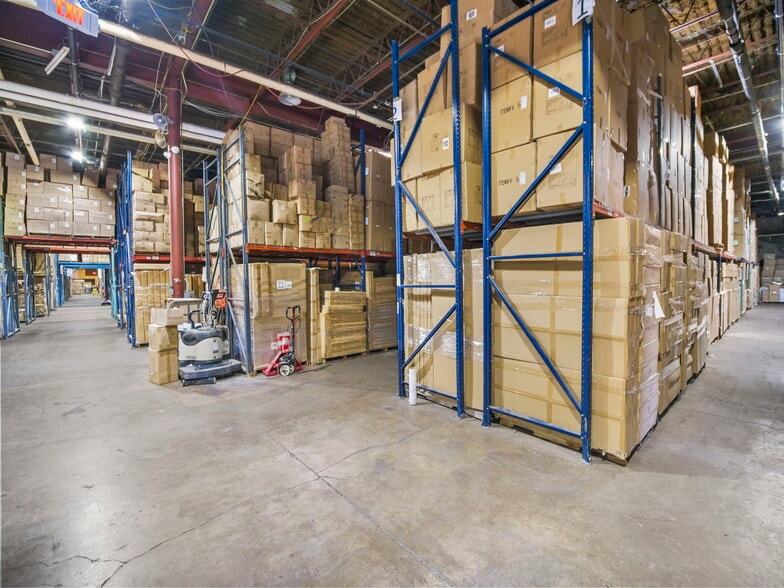 More Photos Of 1434-1440 County Rd, Wantage Warehouse For Sale