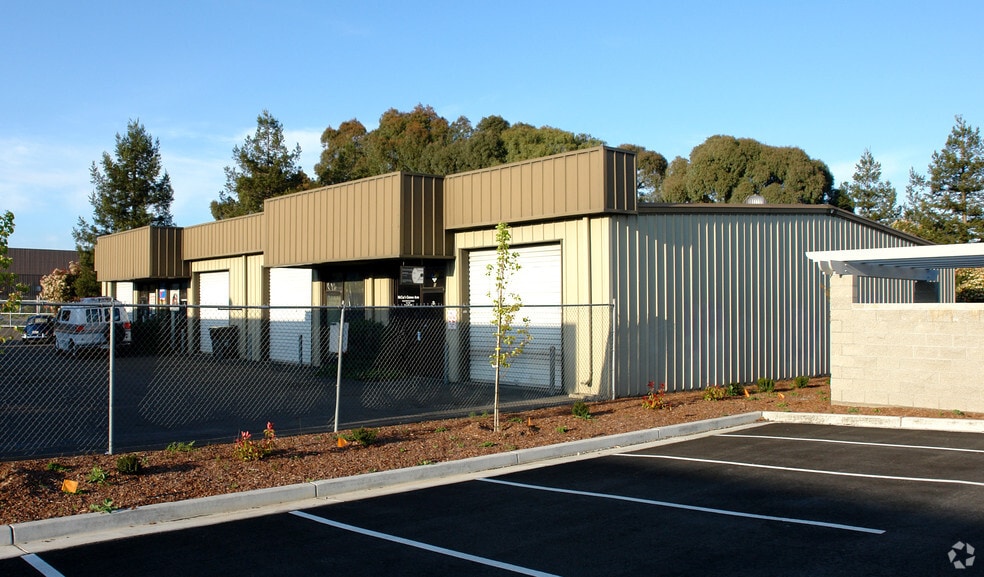 Primary Photo Of 2967 Coors Ct, Santa Rosa Warehouse For Lease