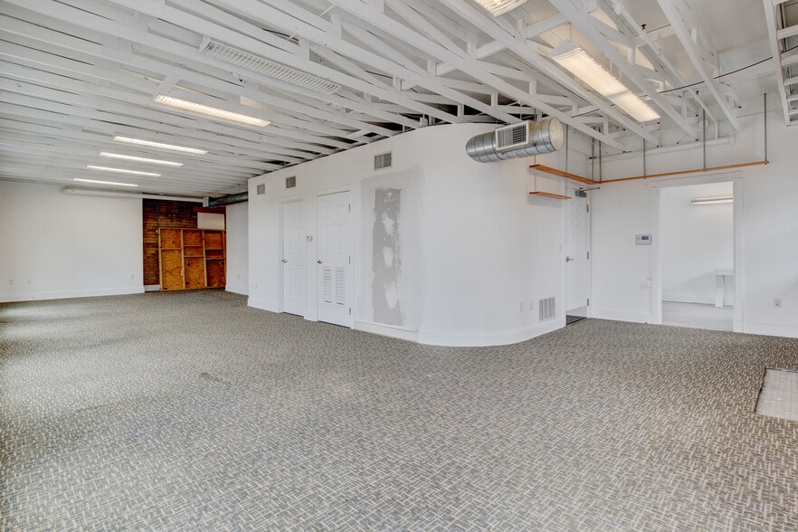 More Photos Of 1200 W Magnolia Ave, Fort Worth Office For Lease