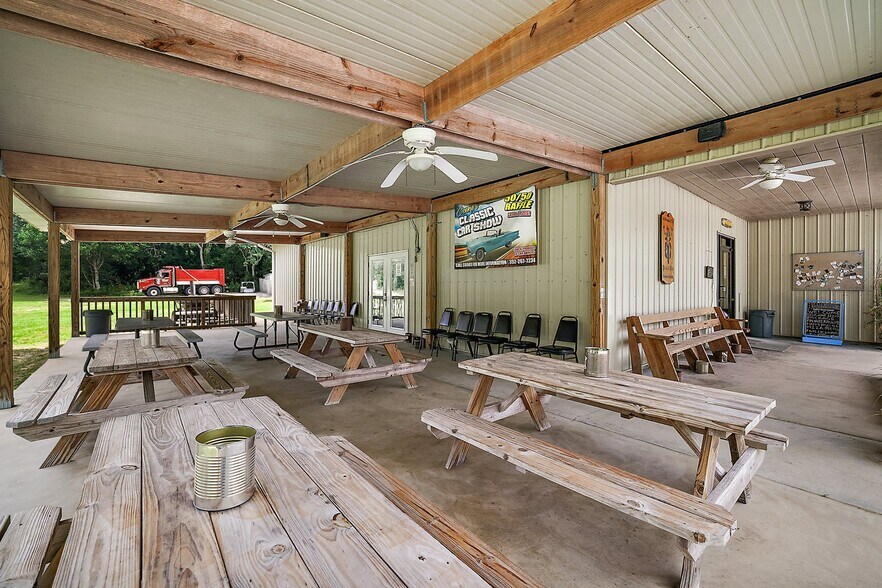 More Photos Of 25031 County Road 42, Paisley Restaurant For Sale
