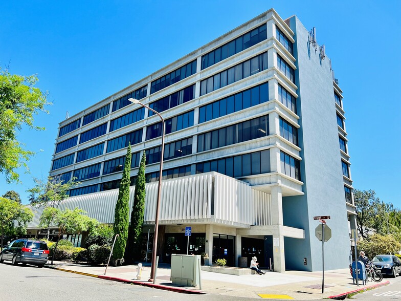 Primary Photo Of 2999 Regent St, Berkeley Medical For Lease