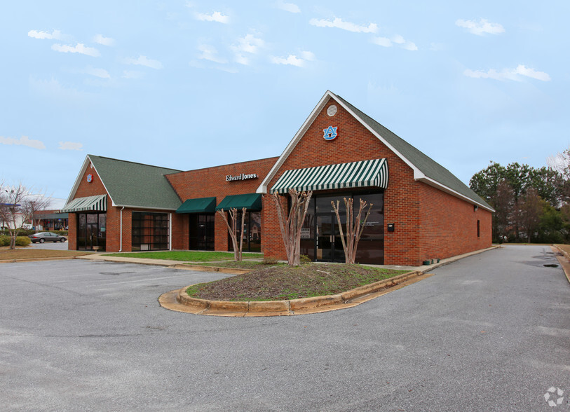 Primary Photo Of 1943 S College St, Auburn Loft Creative Space For Lease