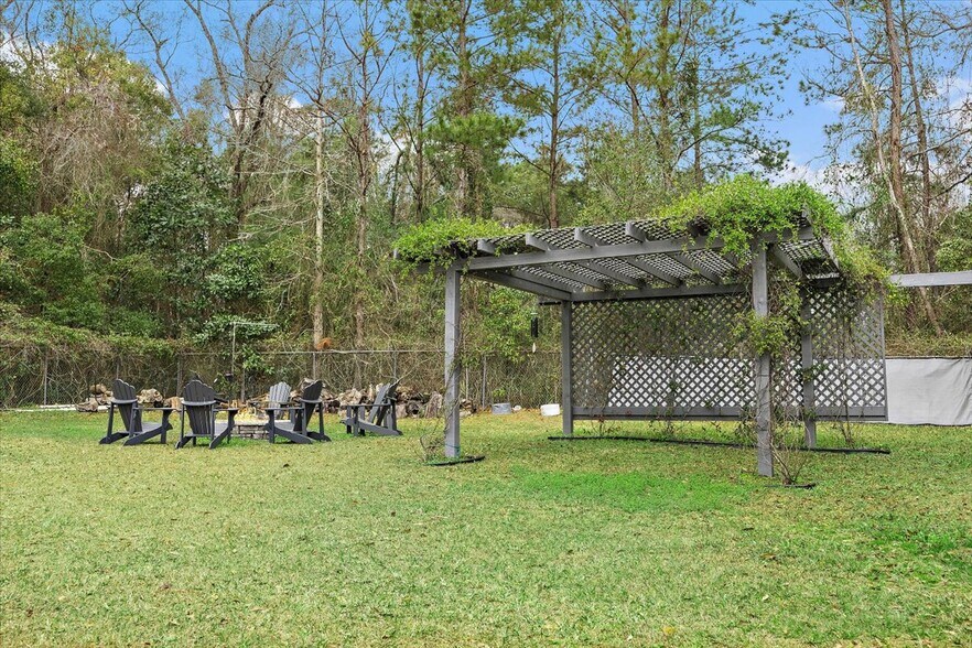 More Photos Of 551625 Us-1, Hilliard Freestanding For Sale