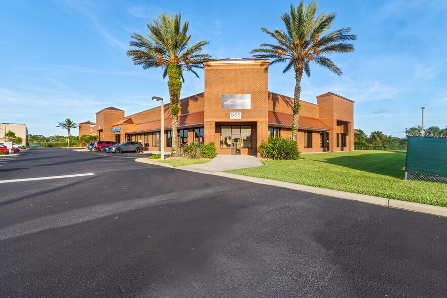 More Photos Of 1801 S Nova Rd, Daytona Beach Office For Sale
