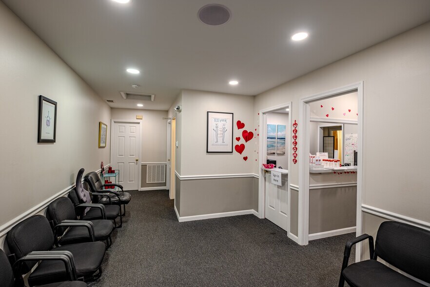 More Photos Of , La Plata Office For Sale