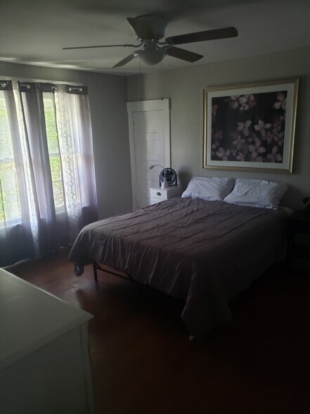 More Photos Of ,  Unknown For Sale