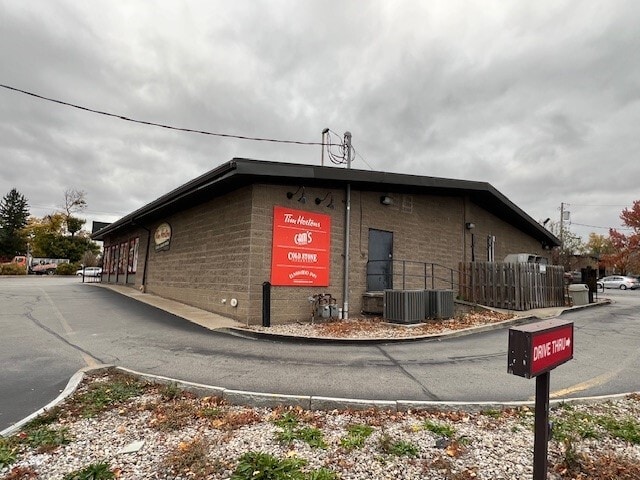 More Photos Of 1290 Mount Hope Ave, Rochester Fast Food For Lease