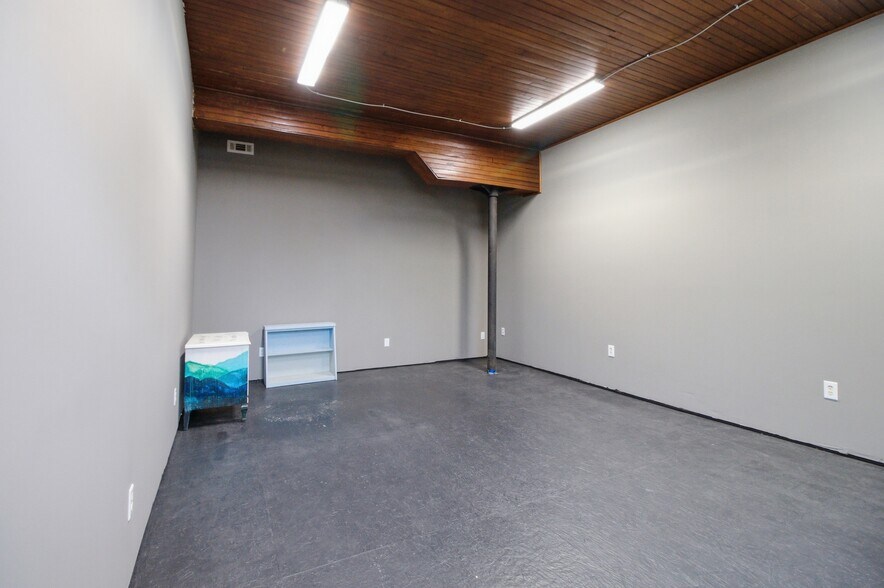 More Photos Of 437 William Ave, Davis Storefront Retail Residential For Sale