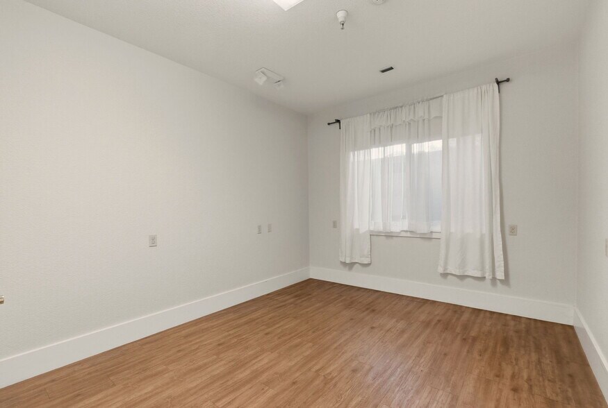 More Photos Of 24954 Cypress Ave, Hayward Multifamily For Sale