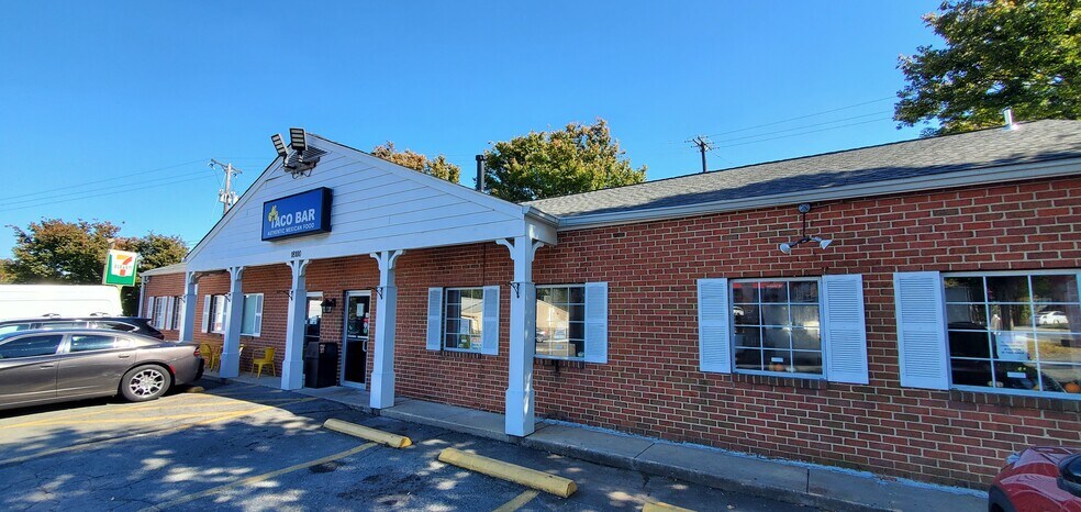 More Photos Of 18100 Georgia Ave, Olney Restaurant For Lease