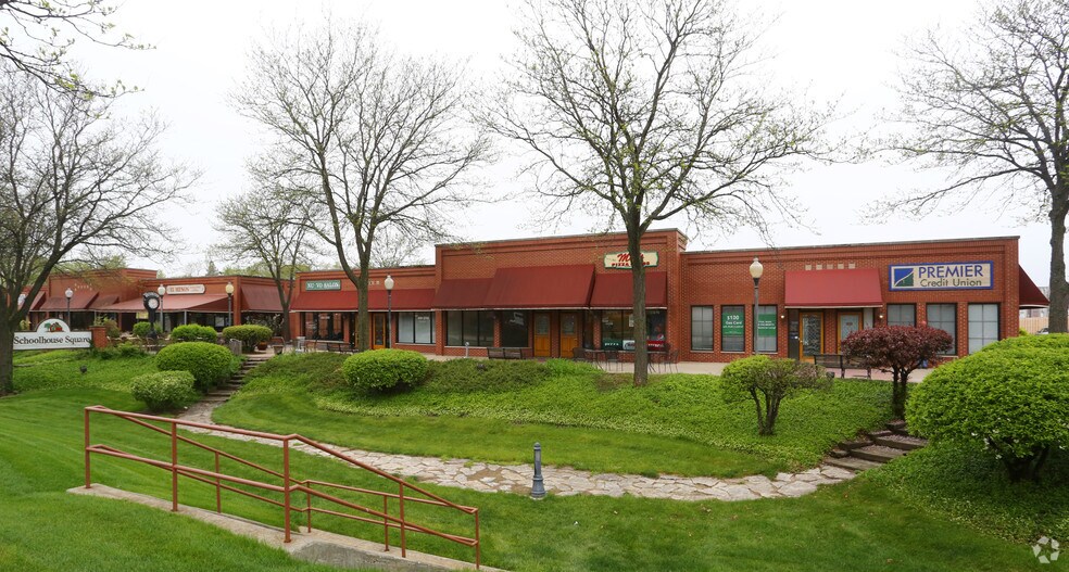 More Photos Of 10-50 W Schaumburg Rd, Schaumburg General Retail For Lease