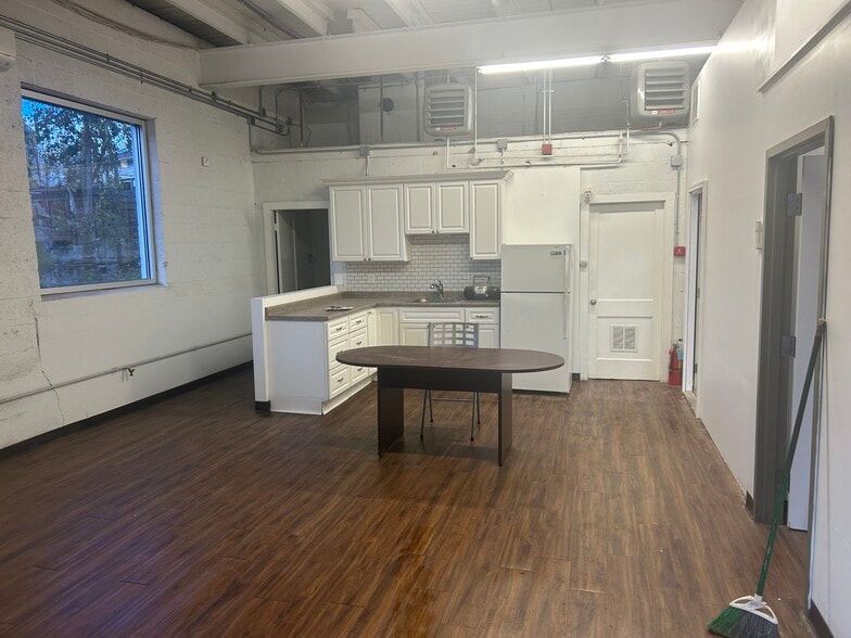 More Photos Of 377 Washington St, West Warwick Service For Sale