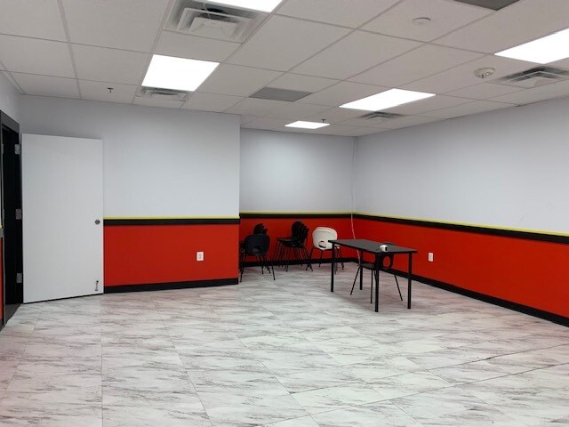 More Photos Of 12800 Middlebrook Rd, Germantown Office For Sale