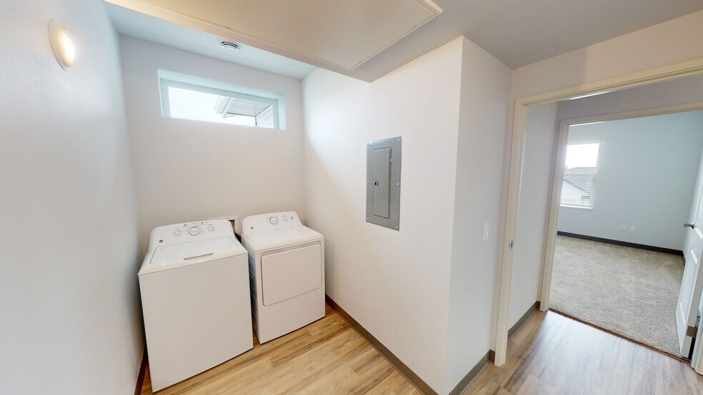 More Photos Of 134 Cedar Dr, Gilbert Apartments For Sale