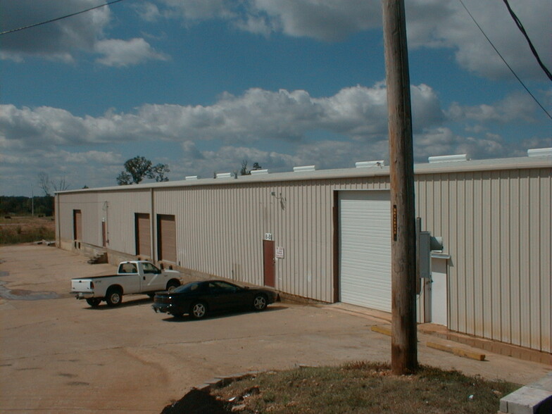 Primary Photo Of 5000 Highway 80 E, Pearl Warehouse For Lease