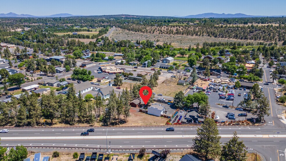More Photos Of 64661 Bruce Ave, Bend General Retail For Sale