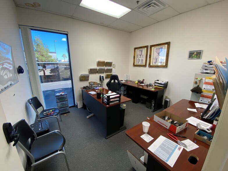 More Photos Of 6280 S Valley View Blvd, Las Vegas Distribution For Lease