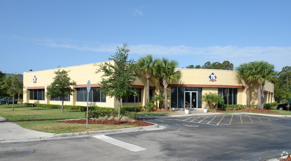 Primary Photo Of 8623 Commodity Cir, Orlando Flex For Lease