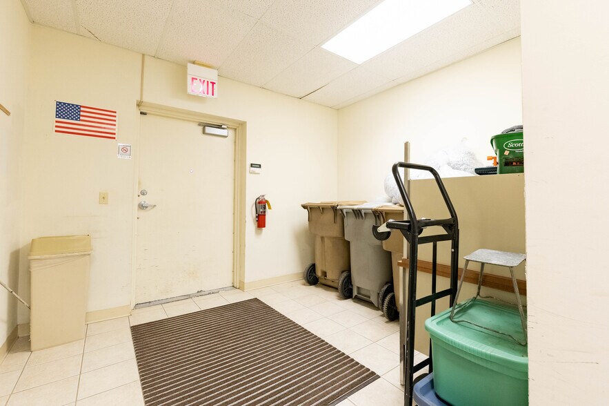 More Photos Of 4132 Elida Rd, Lima Medical For Sale