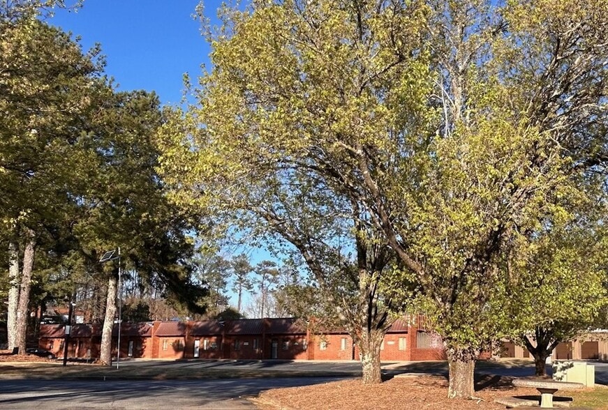 More Photos Of 4742 Hammermill Rd, Tucker Unknown For Lease
