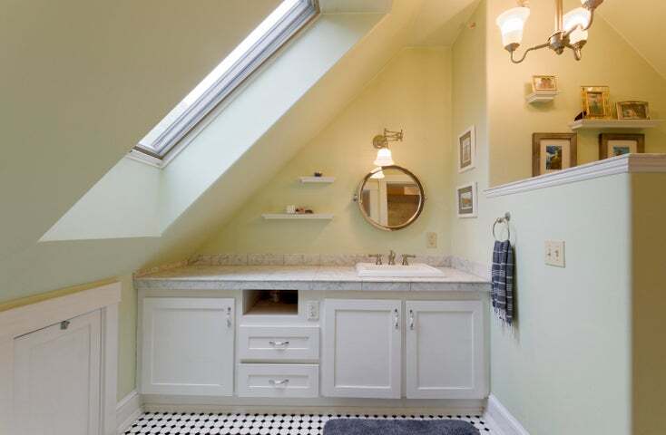 More Photos Of 11 Holbrook St, Freeport Hospitality For Sale