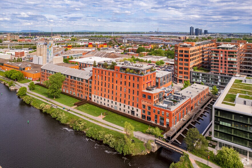 More Photos Of 1701-1713 Rue Saint-Patrick, Montréal Office Residential For Sale