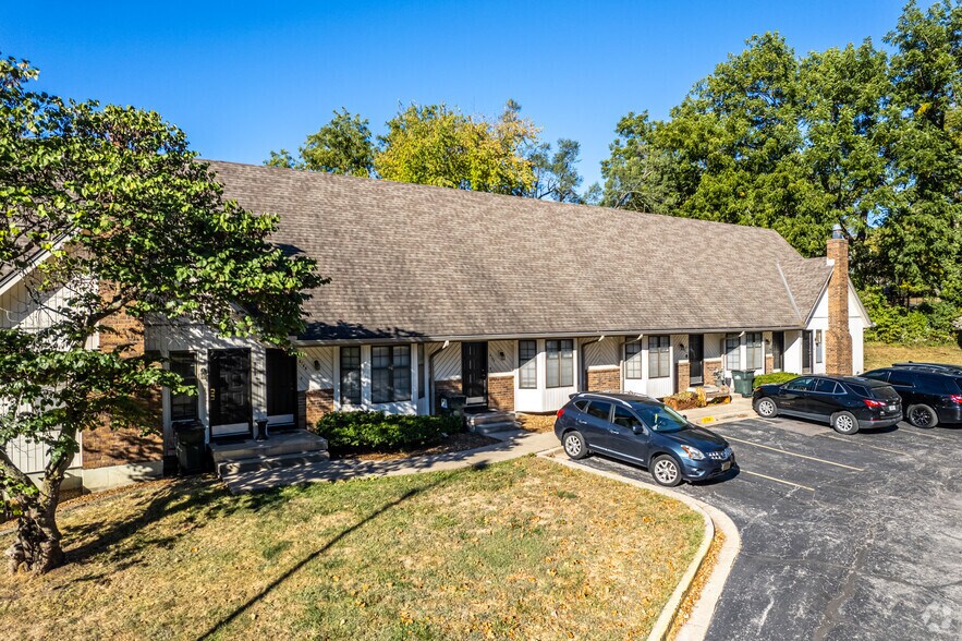 More Photos Of 9730-9768 Locust St, Kansas City Apartments For Sale