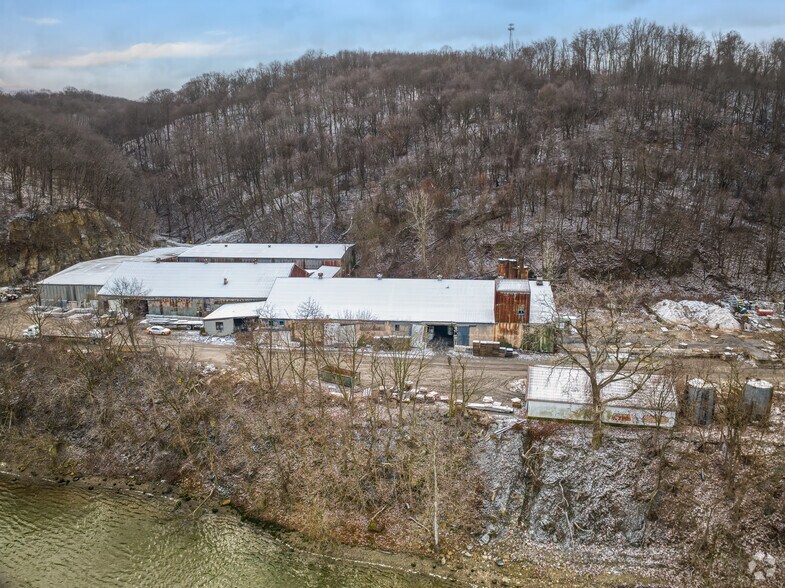 More Photos Of 1129 Collins Memorial Dr, Chester Industrial For Sale