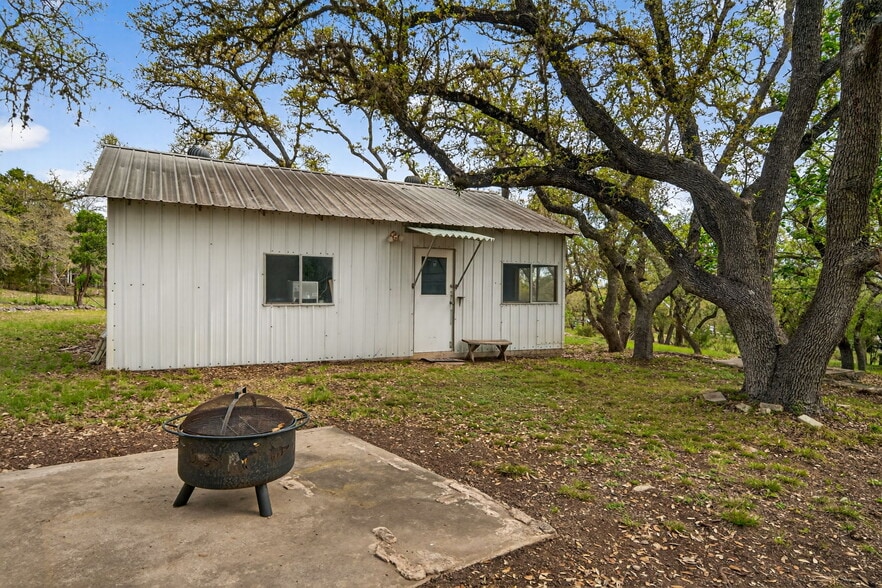 More Photos Of 27217 Okent Dr, San Antonio Flex For Sale