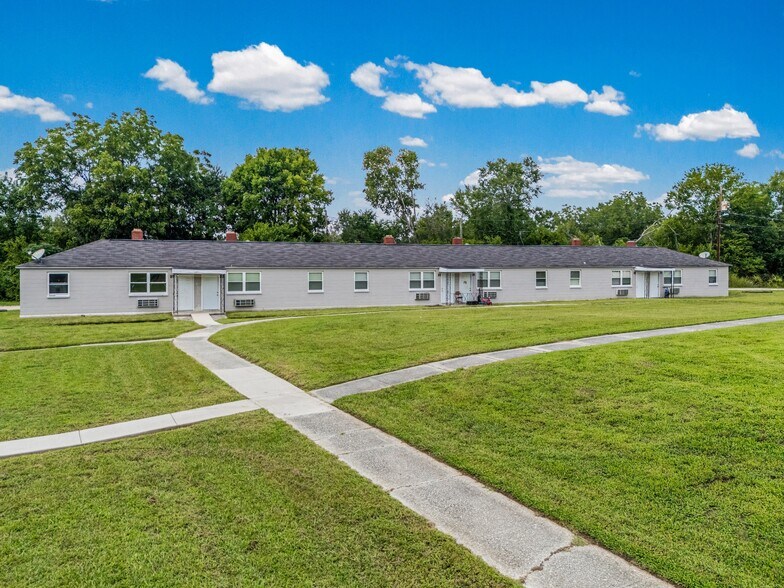 More Photos Of 113 Mill St, Chester Apartments For Sale