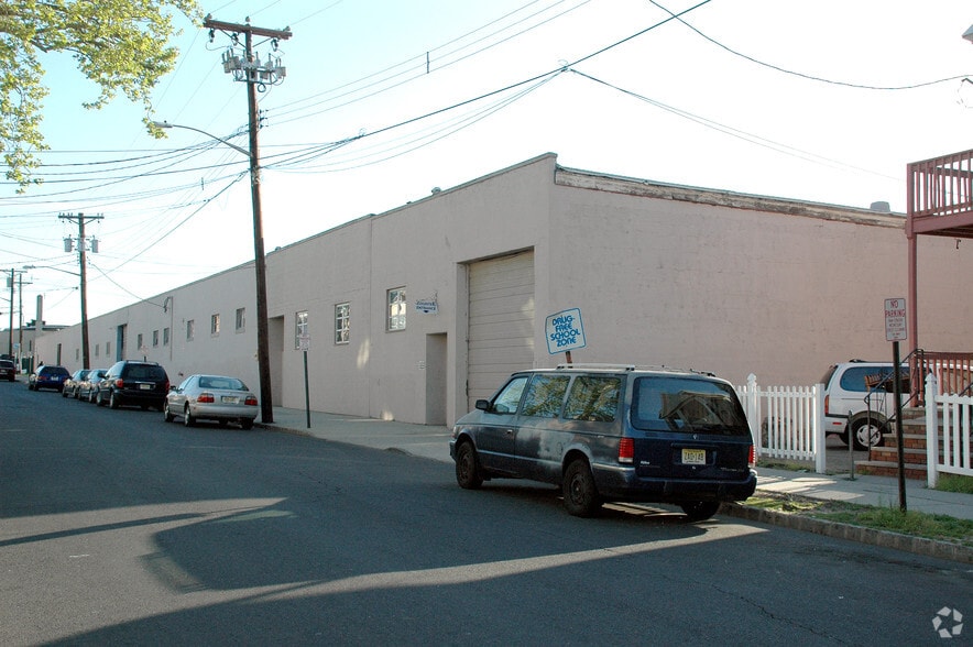Primary Photo Of 220-232 Grant St, Perth Amboy Warehouse For Lease