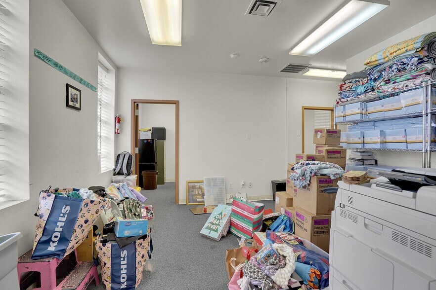 More Photos Of 330 Park Ave, Fort Lupton Office For Lease